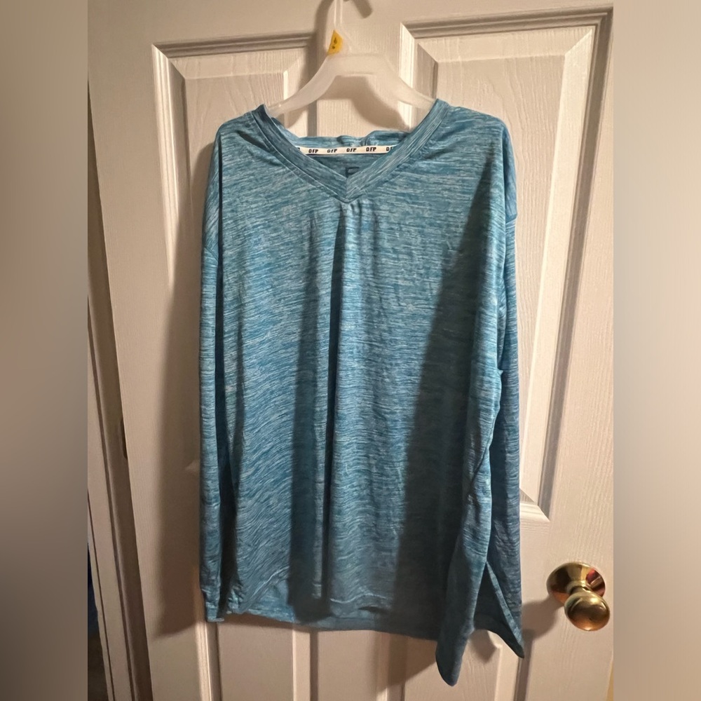 Dry fit performance xl long sleeve blue
C1
